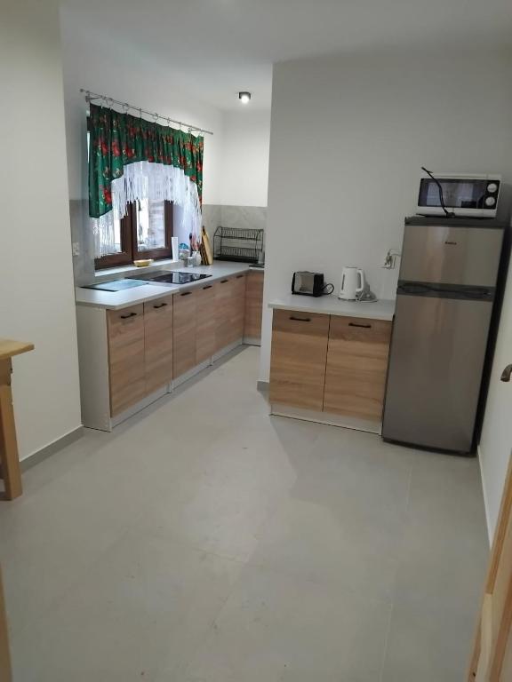 kuchnia w obiekcie Willa Pod Jasieniami w mieście Białka Tatrzanska